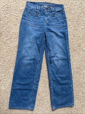 American Eagle Women's Medium Blue Baggy Jeans Size 2.